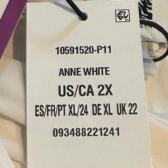 Anne Klein Triple Pleat V-Neck Sleeveless Top/Shell White Neutral Size 2X NWT - Picture 9 of 15